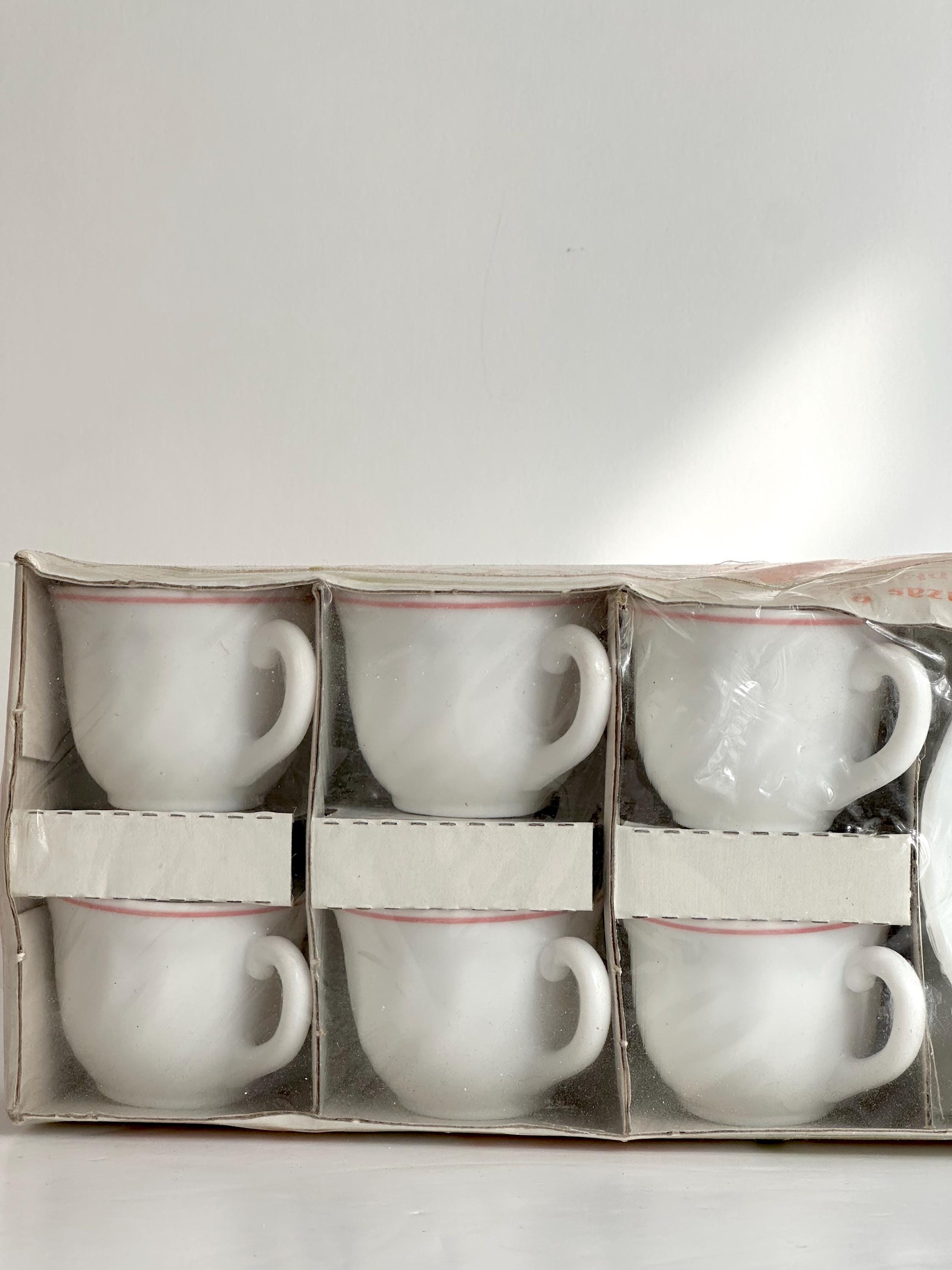 Arcopal France Espresso Cup Set With Saucers in Original Box, 6