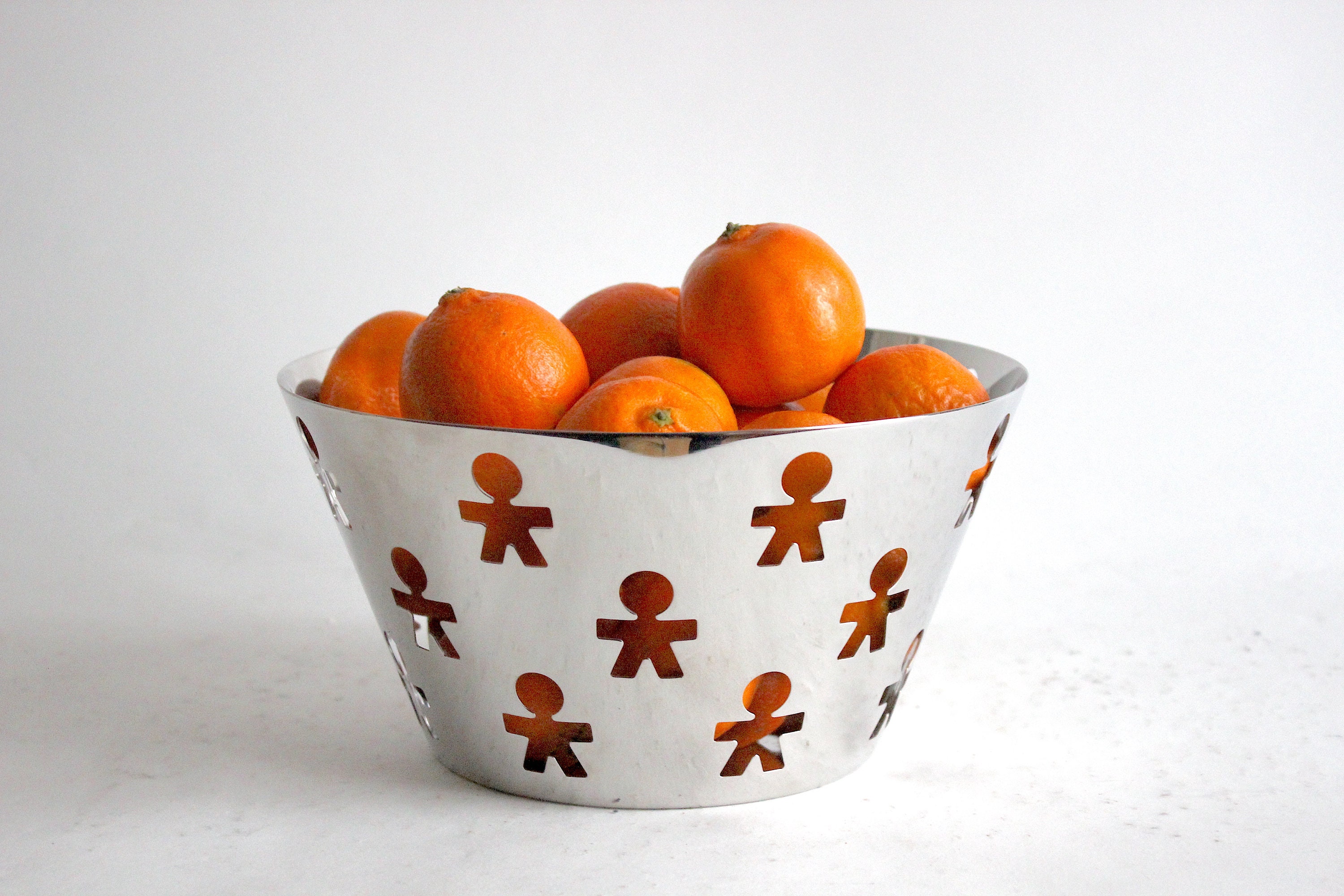 Alessi Girotondo Stainless Steel Fruit Bowl XL. King Kong Design