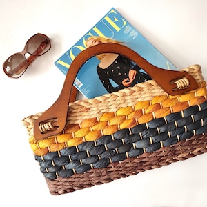 Straw bag with wooden handles. 90s