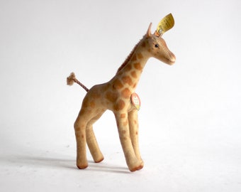 Steiff giraffe mod. 6414,00. Germay 1960s.