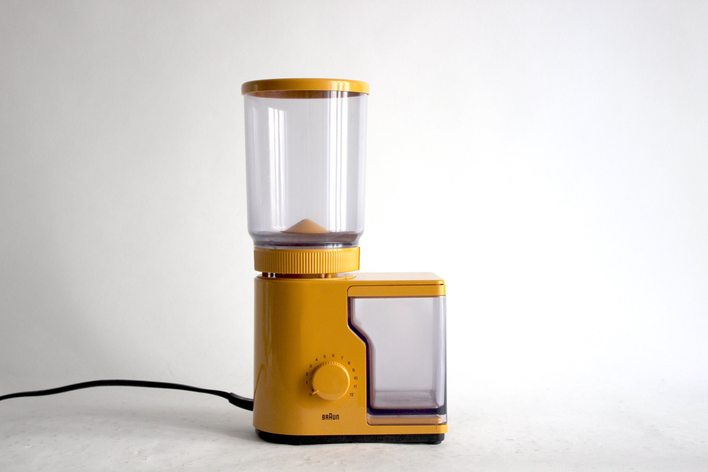 Braun Aromatic Coffee Grinder KMM 20 Type 4036. Reinhold Weiss and