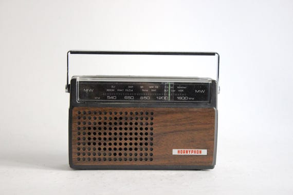 Salt & Pepper-Radio 国内プロモ avex レア 1993年 Vintage Hornyphon Bambino SX1113 – Compact AM/FM Radio From 1974