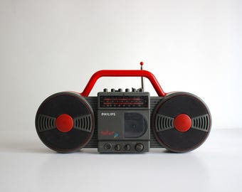 Radio Portátil Grundig Music 60 | AM/FM Analógica | Color Rojo/plata