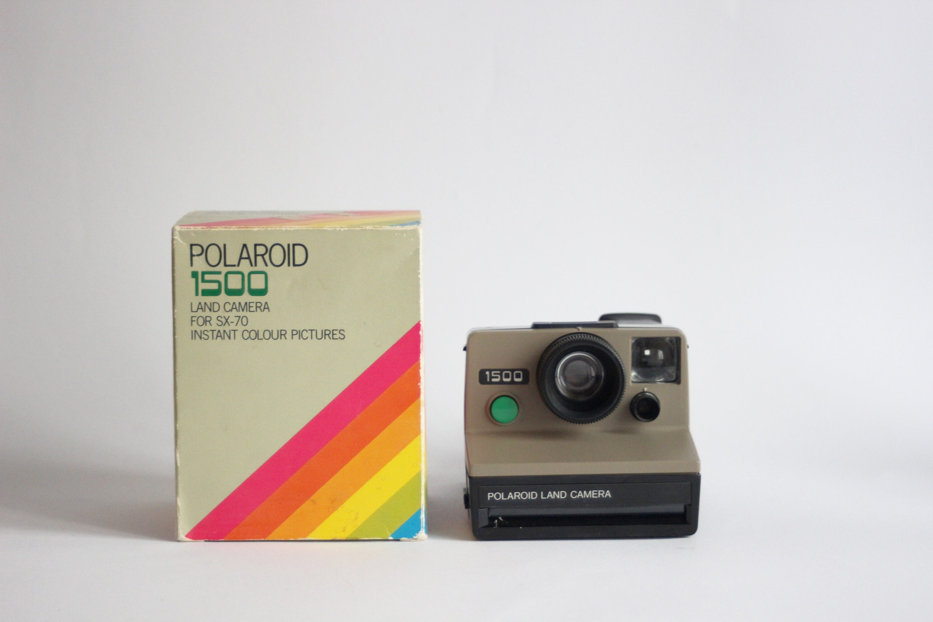 Polaroid 1500 Land Camera + Original Box. UK 1977. - Etsy