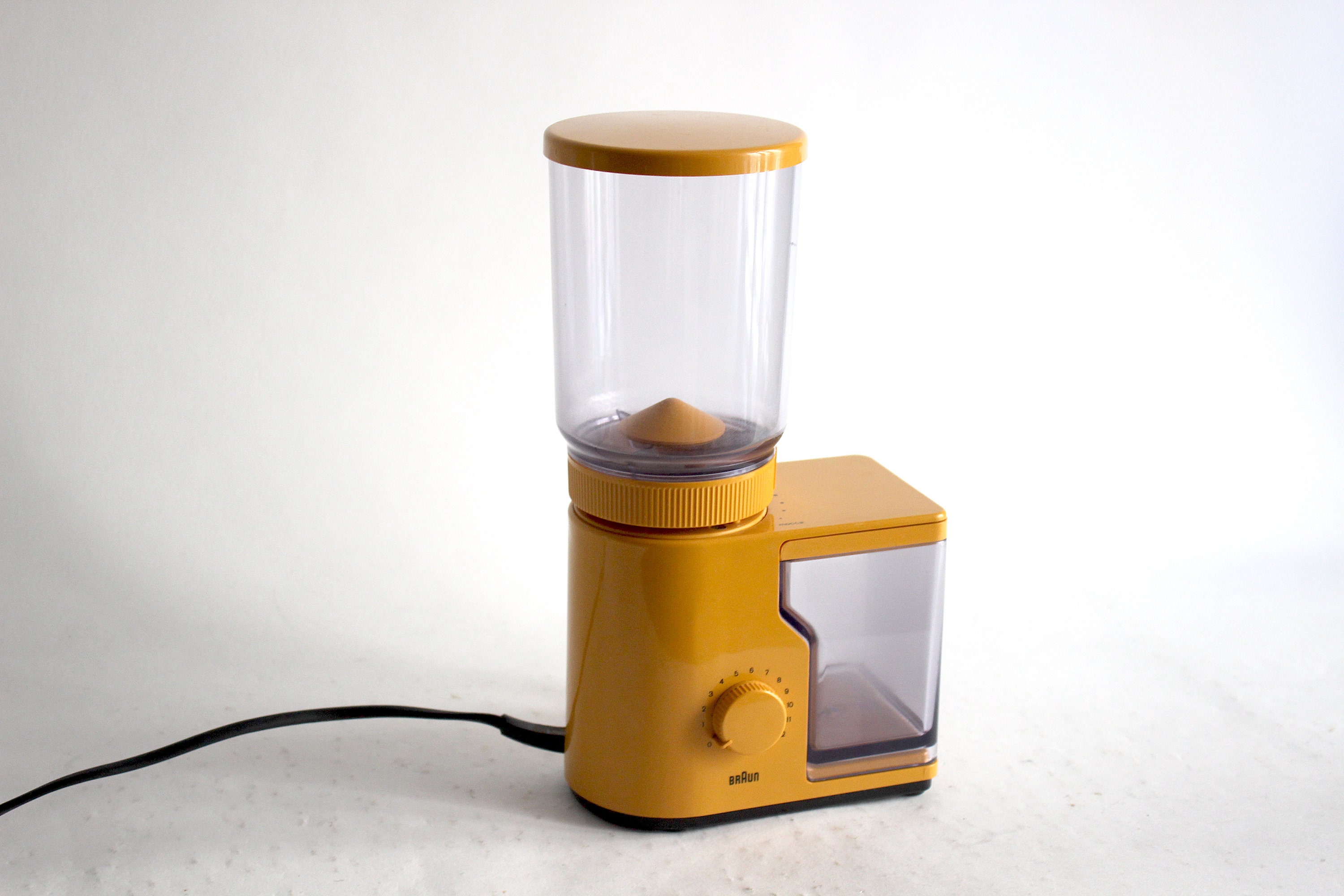 Braun Aromatic Coffee Grinder KMM 20 Type 4036. Reinhold Weiss and