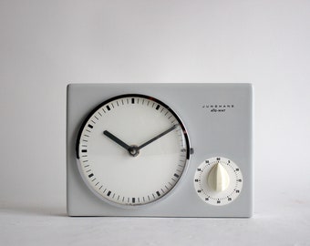 Horloge de cuisine JUNGHANS Ato-Mat - classique du design BAUHAUS époque Max Bill 1960