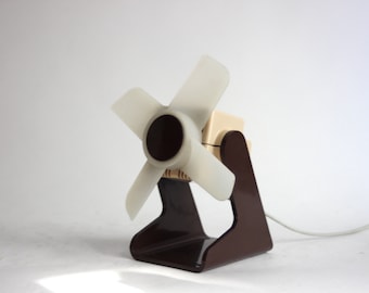 Vintage 1960s Czechoslovakian small Table Fan: A Piece of Mid-Century Charm.