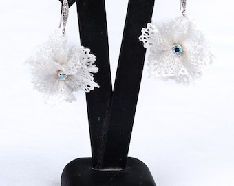 Jewelry-Wedding earrings "Brigitte" in bobbin lace