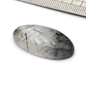 Turmalina negra en cabujón ovalado de cuarzo de 32 mm x 16 mm x 8 mm, piedra natural translúcida, piedra mineral fina N.158J