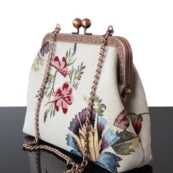 Sac en tapisserie Fleurie mariage et soirée Pochette cérémonie femme creation unique