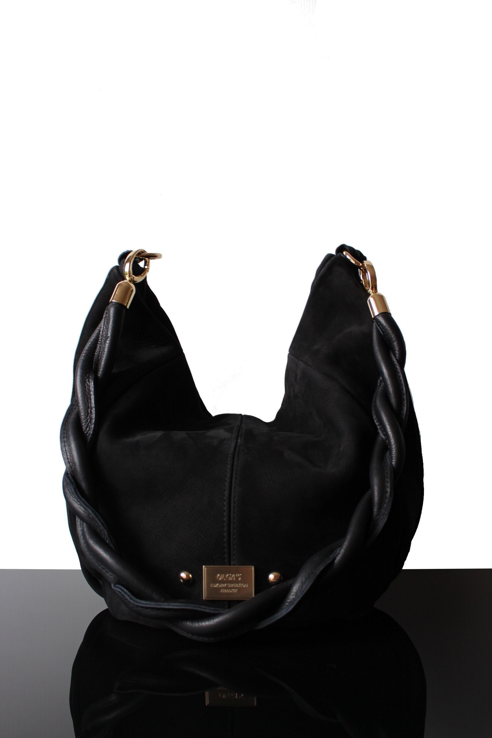 black travel purse