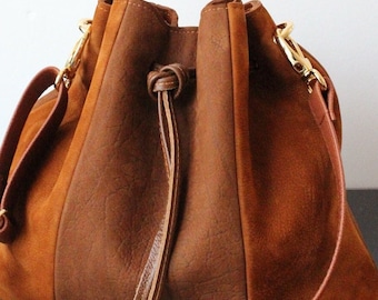 Designer Sac seau en cuir véritable Marron à bandoulière réglable fabriqué en France sac cadeau pour elle