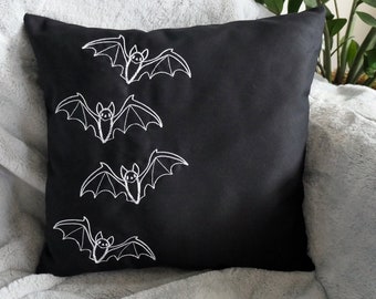 Sweet Vampire - Pillow 40 x 40 cm