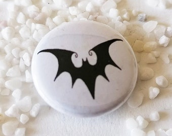 Button - Bat*fantasy (white)