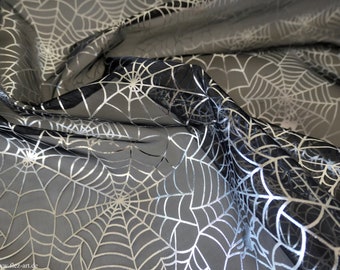Organza - Spinnennetz silber (0,5 Meter)