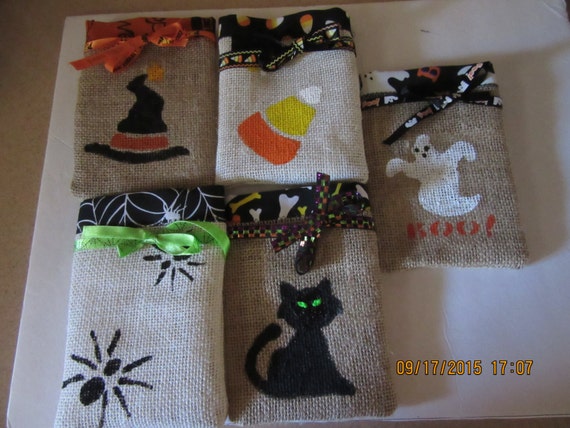 Halloween Treat Bags, Burlap Bags, Trick or Treat Party Bags, Goodie Bag, Favor Bags, Party Favors, Halloween Burlap Bags Il_570xn