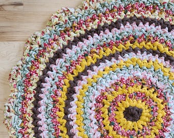 Crochet Rag Rug, Yellow Red Green handmade upcycled textile art accent rug, Reversable crochet circle throw rug.  32" inch