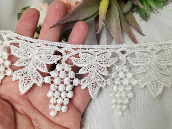 1 1/2\"x30 Yards White Venice Lace Trim - Floral Venise Lace Wholesale...