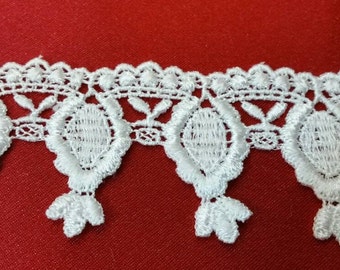 White Lace trim, 1 1/2", For shabby project, sewing, scrap-booking, mixed media, Bridal Dress Lace Shabby Chic Style