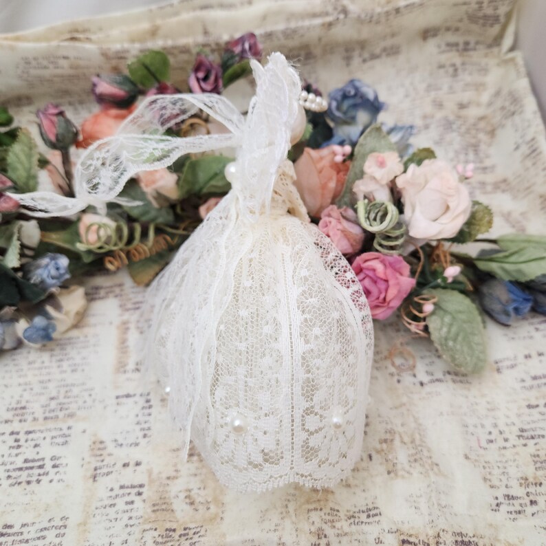 Lace & Pearl Angel Ornament, Creamy Vintage Style Decor for Christmas ...