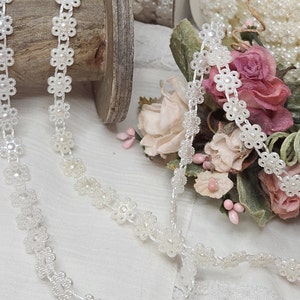 Chapelet de perles de fleurs, bordure décorative à dos plat, perles blanches ou crème, gâteau de mariage, noeud pour les cheveux, couture, scrapbooking, carnets de bords, shabby chic