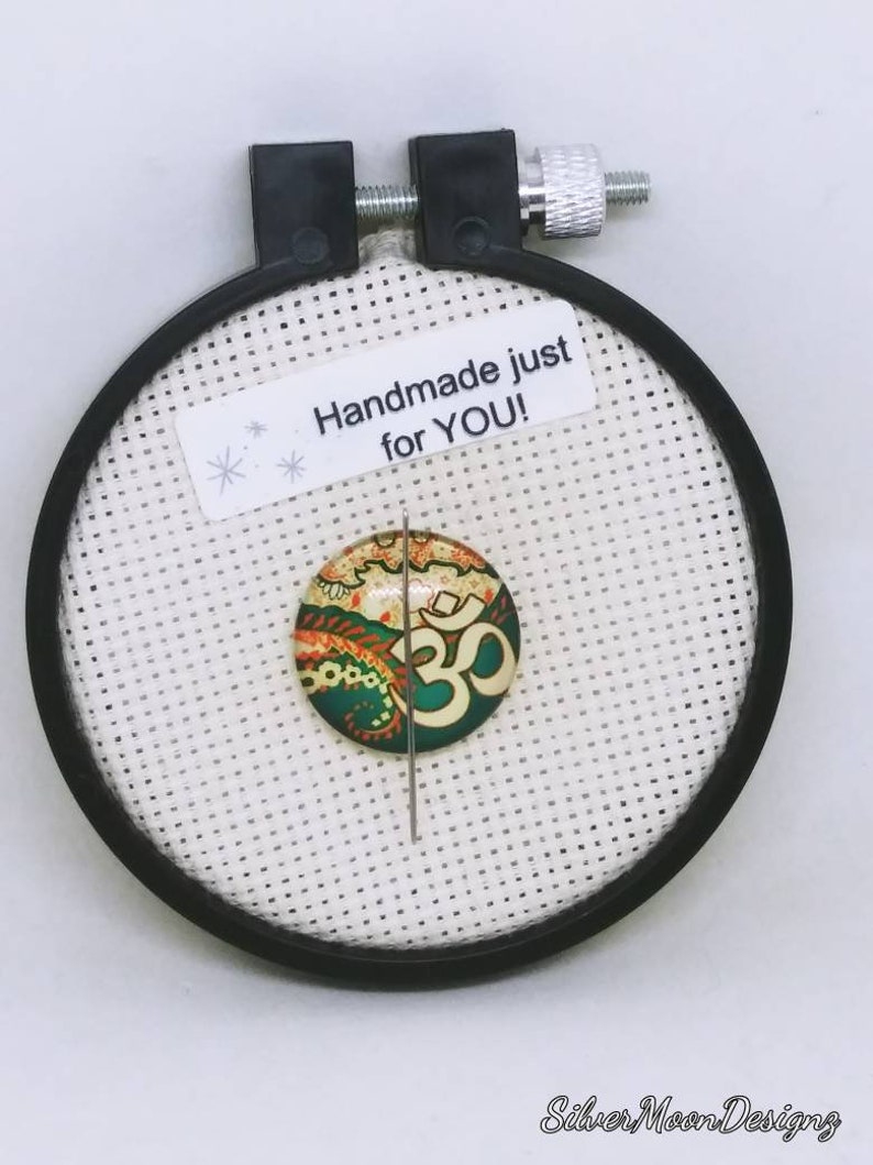 Namaste om symbol,1 inch needle minder,cross stitch,stitchers gift,sewing accessories,yoga symbol,calm,breathe symbol
