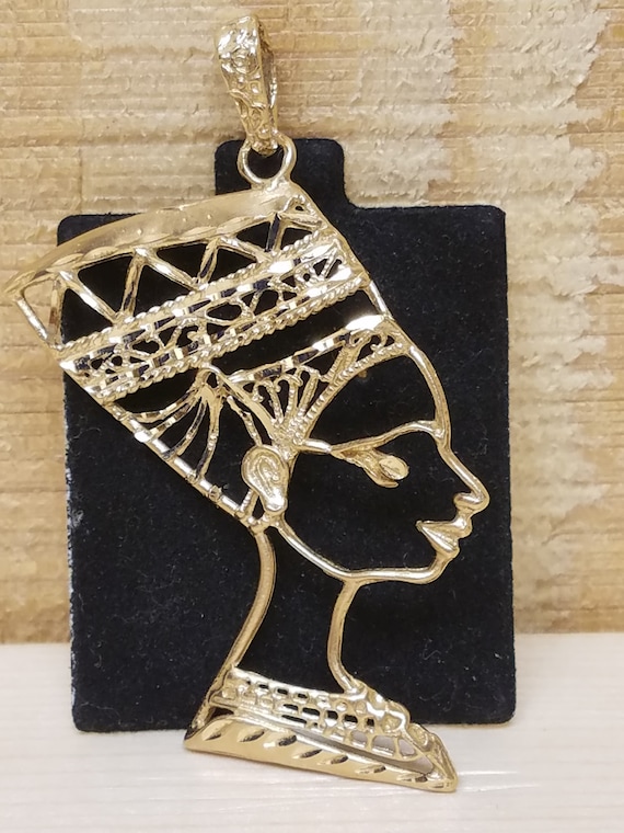 14k Queen Nefertiti Pendant
