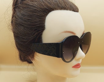 Ladies Round Black Sunglasses