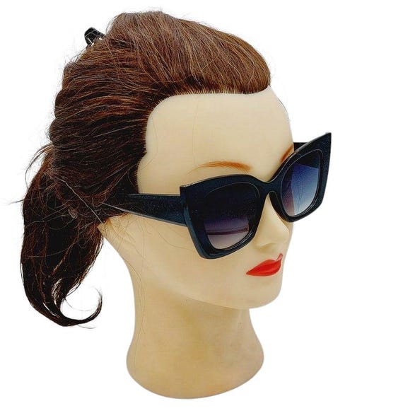 Occhiali da sole vintage neri con motivo a occhi di gatto glamour - Main Image