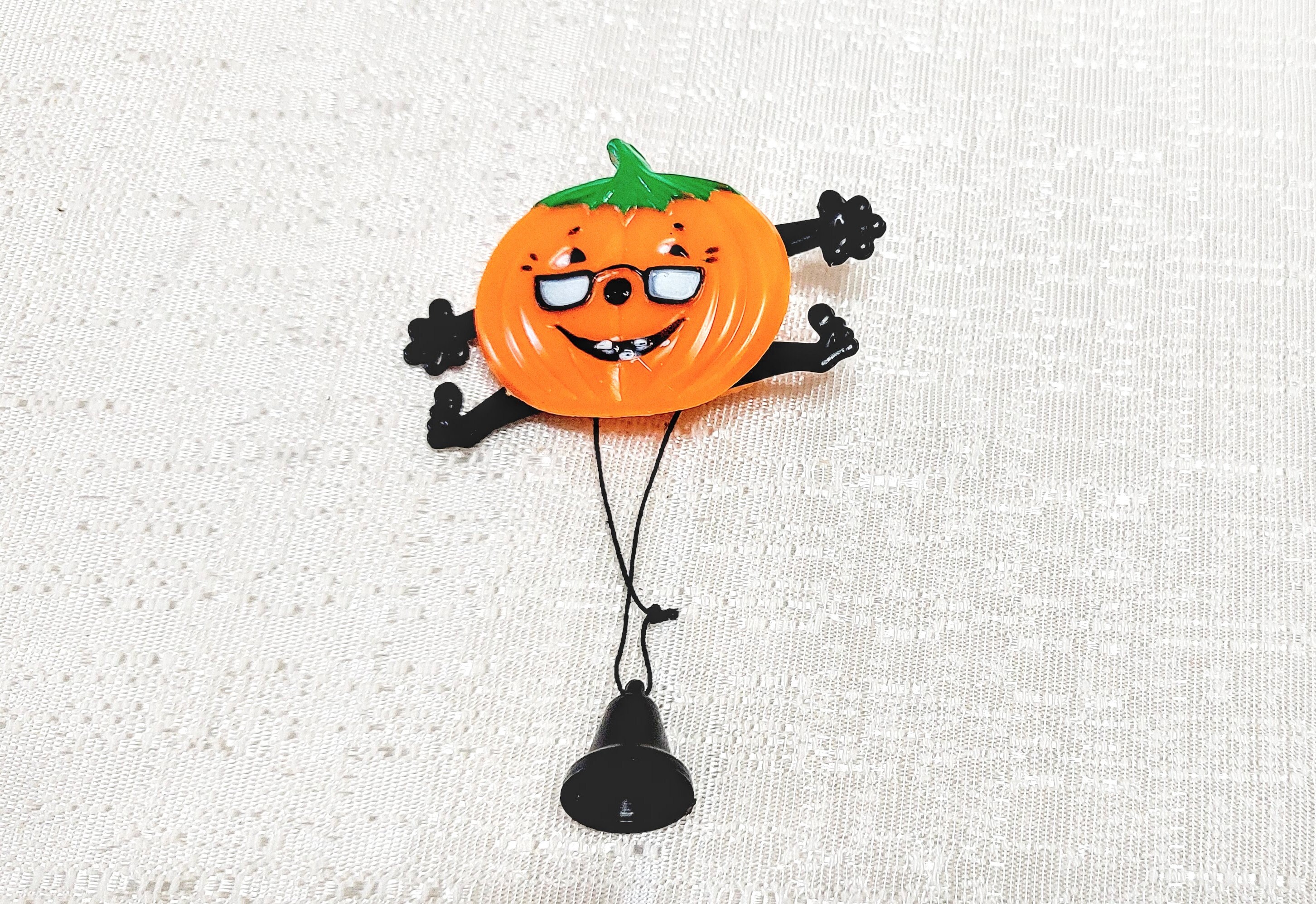 Jewelry  Vintage Happy Halloween Mummy Jack O Lantern Brooch