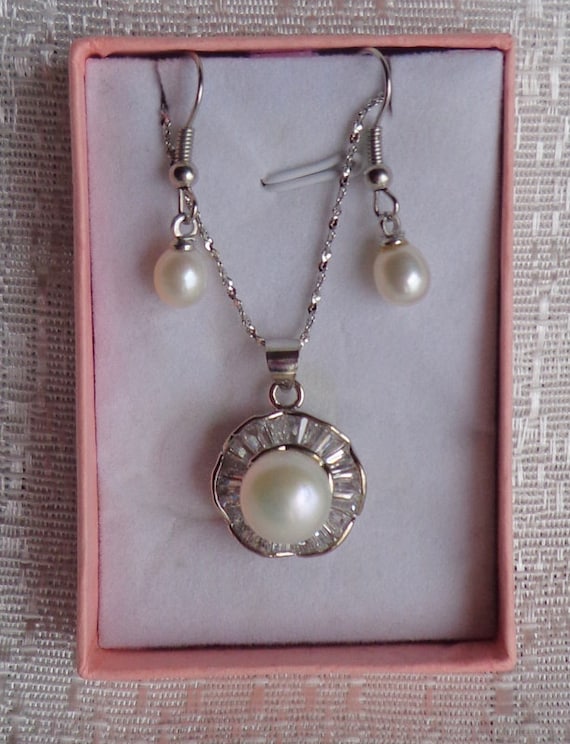 Vintage Freshwater Pearl Sterling Silver Necklace Set: Bridal Jewelry