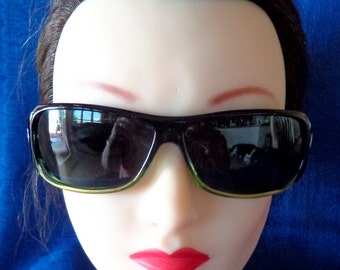 Sale Vintage 2-Tone Sunglasses, Black and Green Sunglasses,Unisex Sunglasses