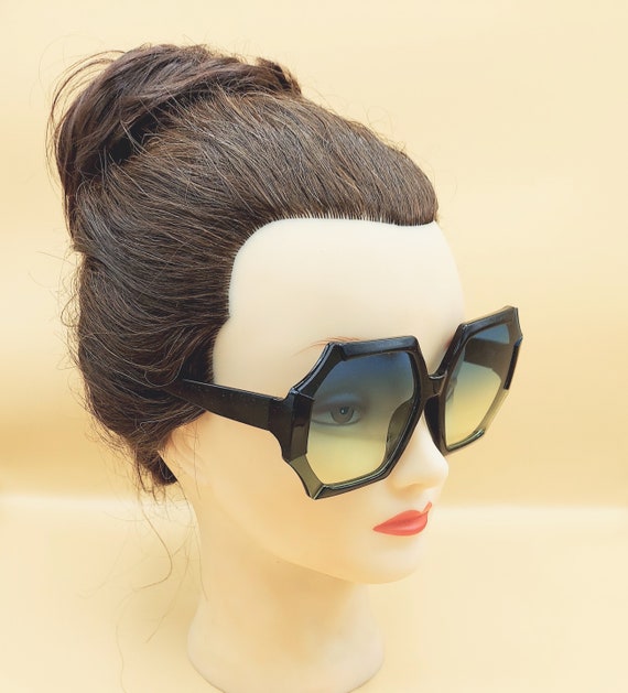 Ladies Vintage Hexagon Black Sunglasses, Retro Su… - image 1