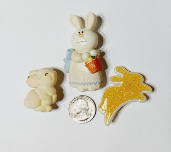Lot of 3 Vintage Easter Pins, Hallmark Easter Bun… - image 2