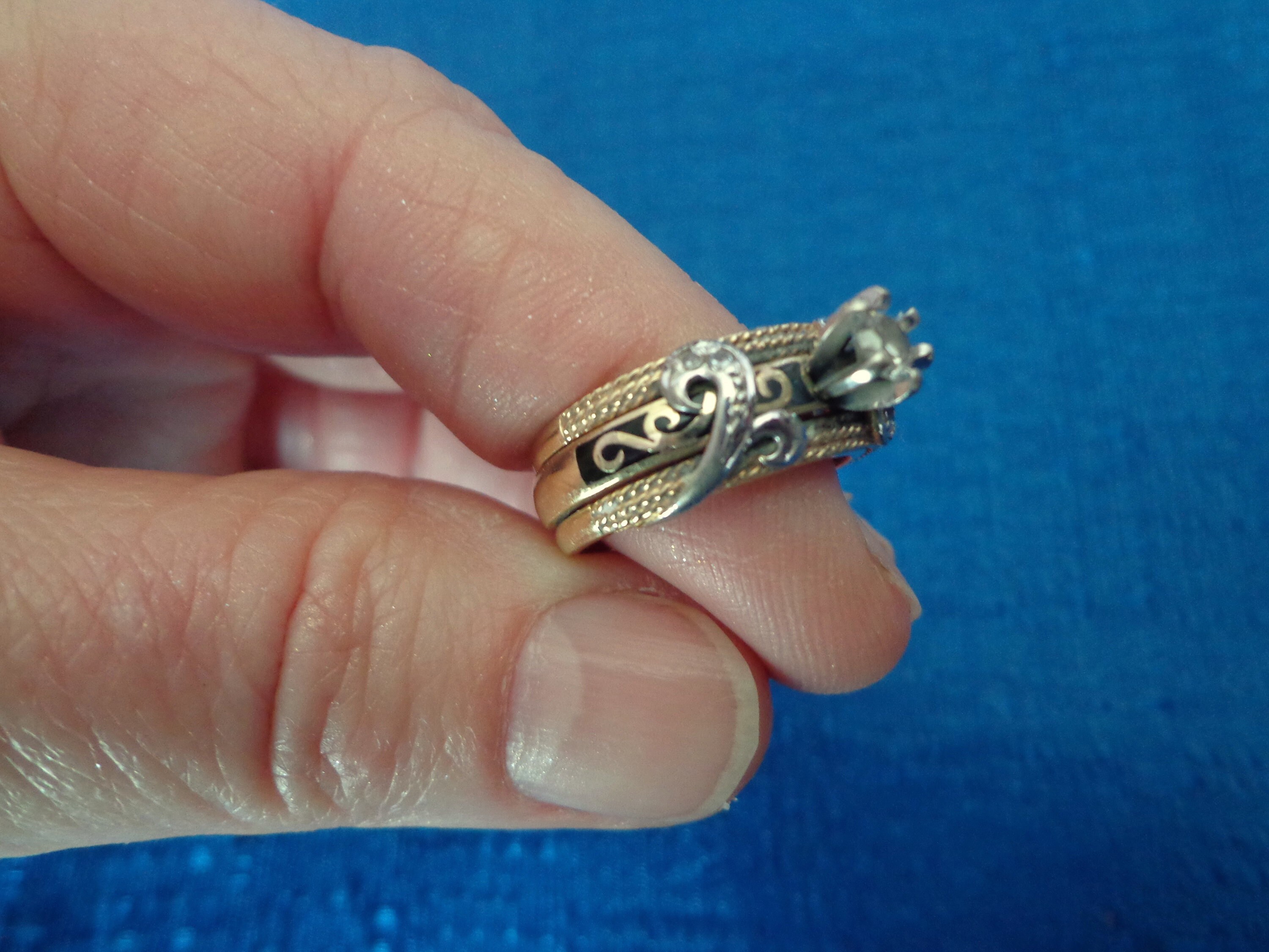 Milgrain Gold Ring Guards Insert Wedding Bands 1.1MM
