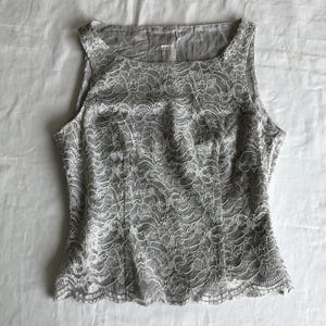 Vintage Silver Gray Floral Womens Lace Top Flower Print Tank Top Size Small S