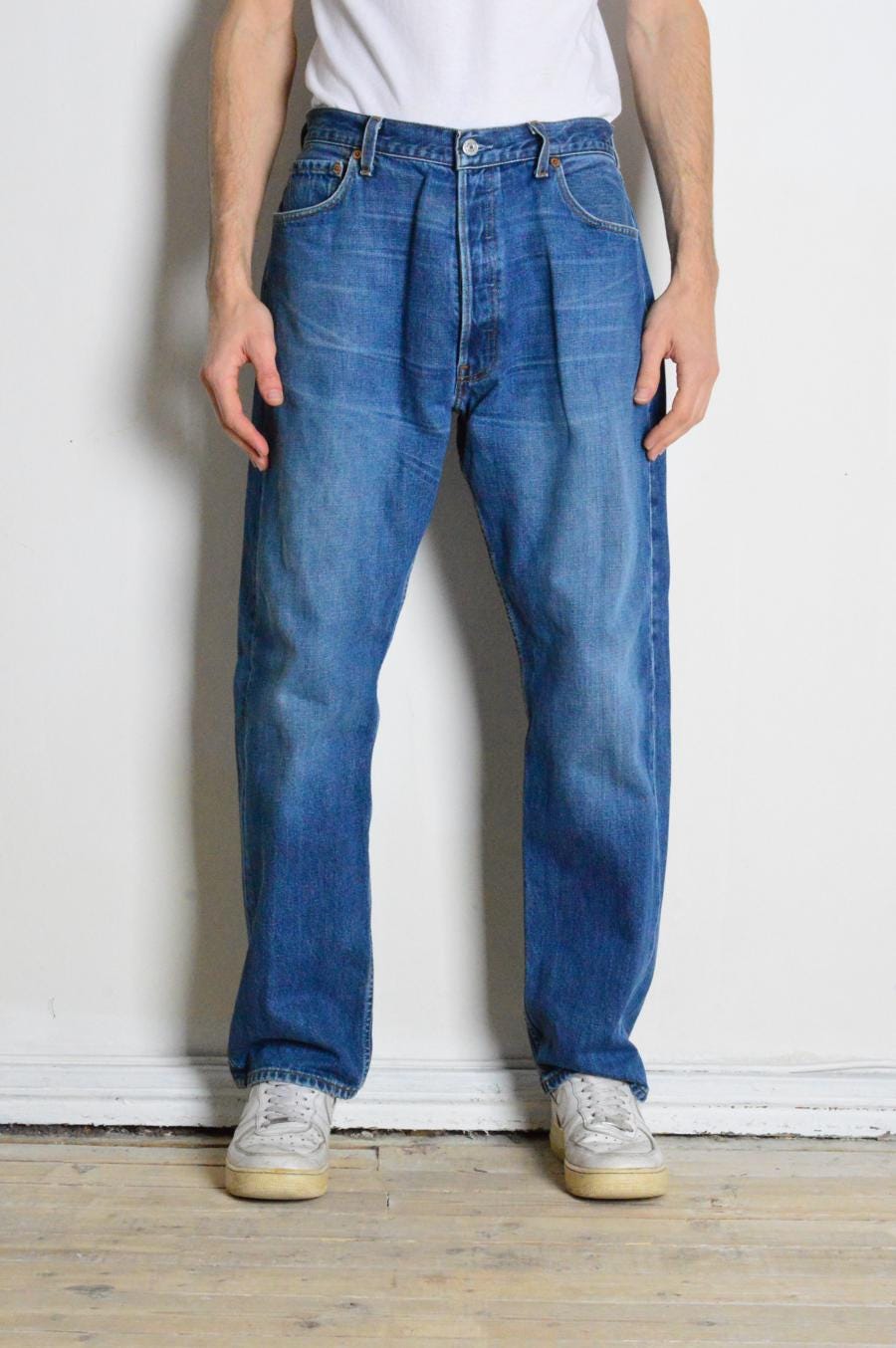 Y2K Levis 501 Faded Blue Grunge Mens Jeans Pants Waist Size 34 in