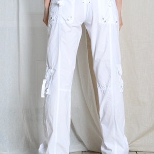 Pantalon cargo blanc Y2K en coton léger pour femmes, tour de taille 31 po. image 8