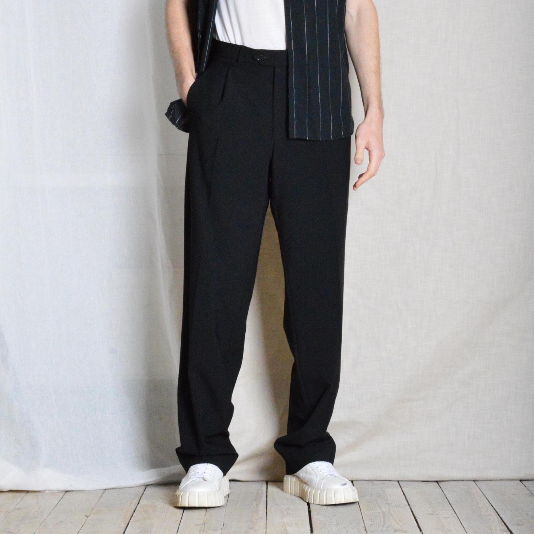 Vintage 90s Black Minimalist Formal Wool Blend Pleated Mens Pants