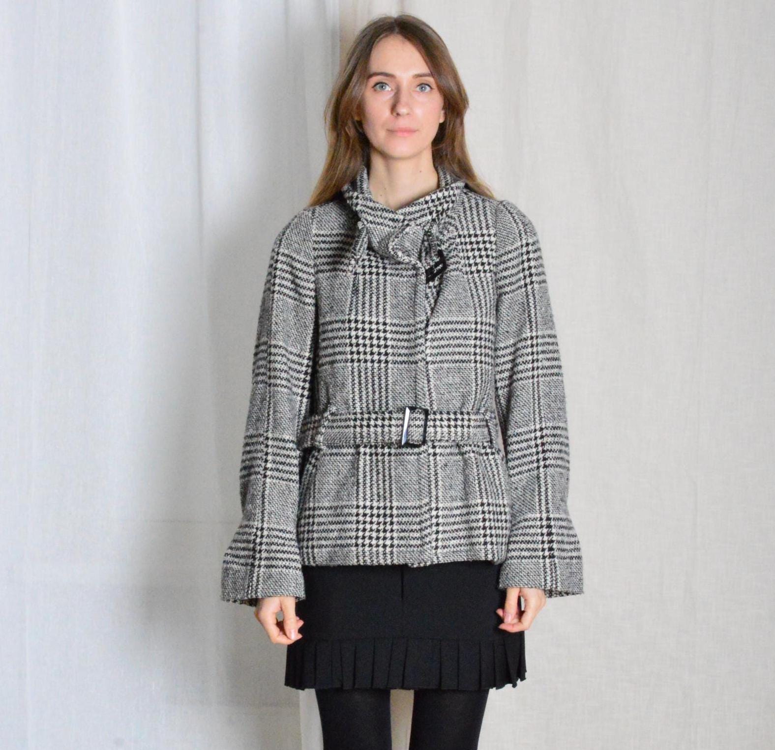 Vintage 00s Y2k Black and White Dog Tooth Hounds Tooth Check