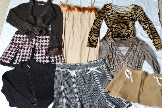 100 pc Y2K Womens Clothing Lot Wholesale Bundle B… - image 8