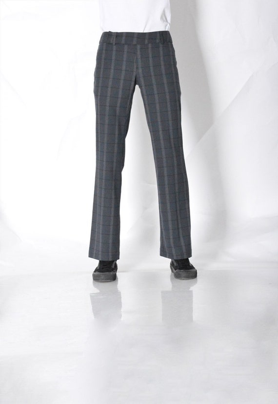Buy Women Black Check Formal Regular Fit Trousers Online - 764283 | Van  Heusen