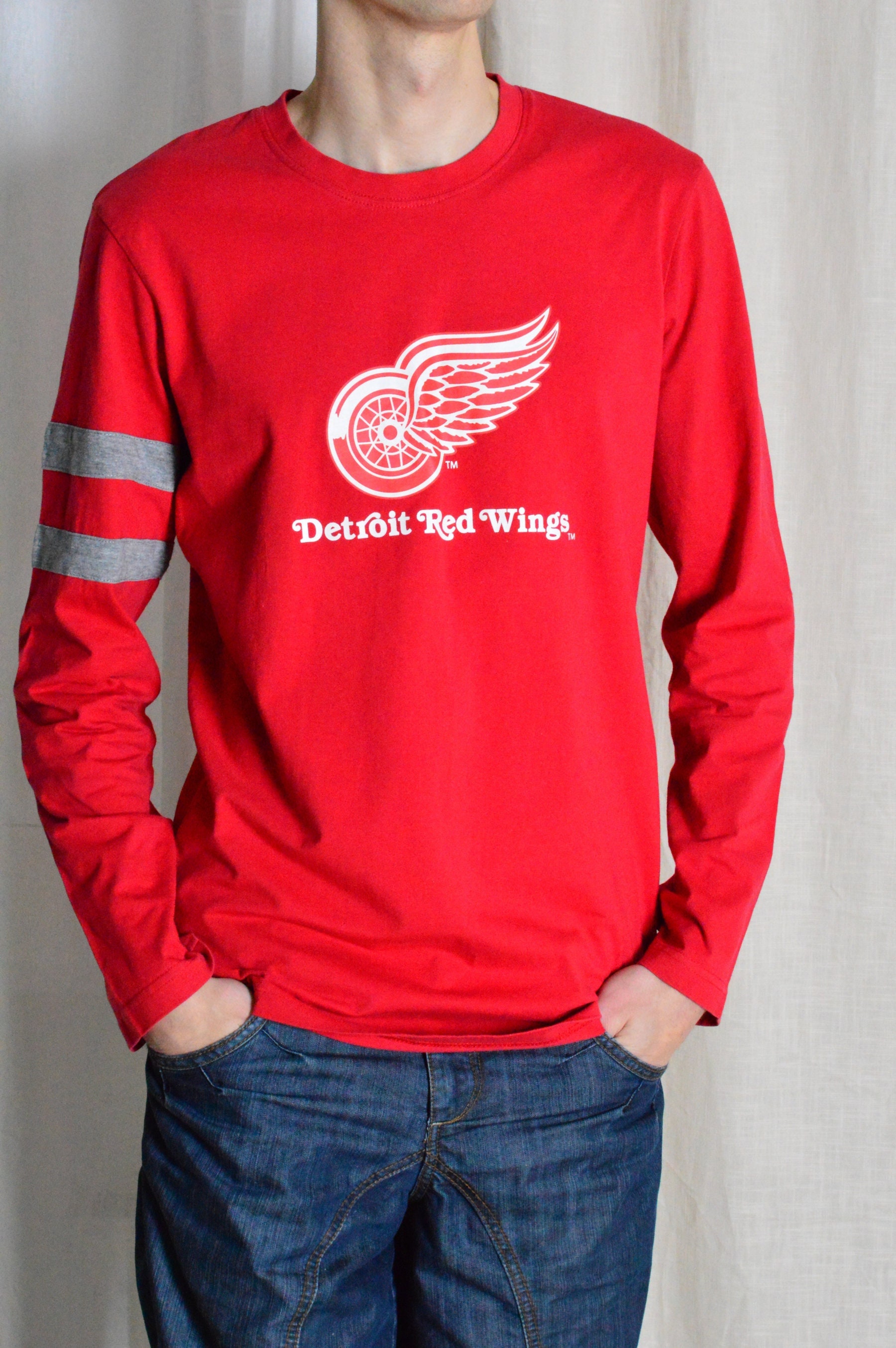 Red wings long sleeve t shirt sales