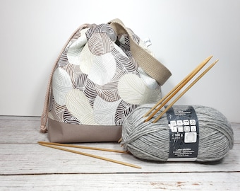 Knitting Project Bag with yarn balls beige Size M