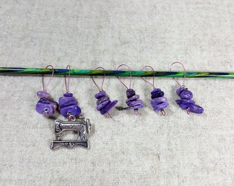 Stitch markers with lilac charoite