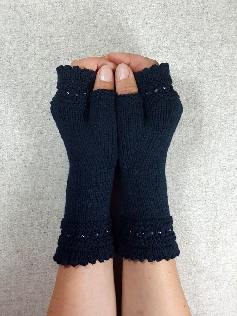 eco-friendly gloves grey handmade knitwear gift to co-worker knitted mittens gray Fair Fashion Fingerless Gloves with beads many colors