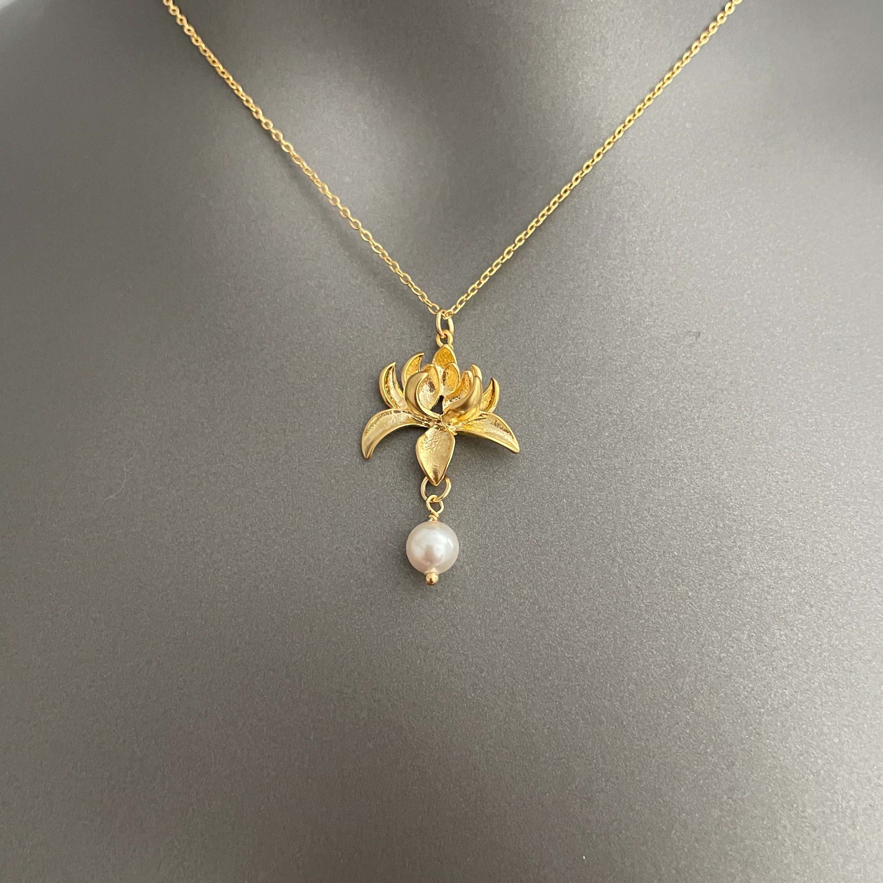 Vanessa necklace - Etsy 日本