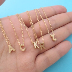 Initial necklace Personalized jewelry Custom jewelry Capital letter necklace Gold necklace Handmade jewelry Gift for her Gift for friends