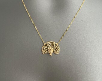 Peacock Necklace - Gold/Silver Plated Peacock Jewelry | Bird Lover Gift | Elegant Nature Necklace | Dainty Animal Pendant | Unique