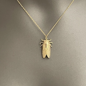 Gold Cicada Necklace – Nature-Inspired Jewelry | Insect Charm Pendant | Symbolic Minimalist Jewelry | Gold or Silver Plated | Gift for Her